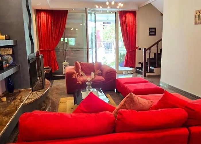 Twin * Golem (Tirana)