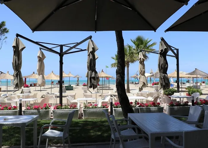 Twin * Golem (Tirana)